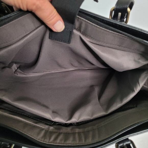 Ecosusi Versatile Vegan Black Leather Tote - Picture 8 of 10